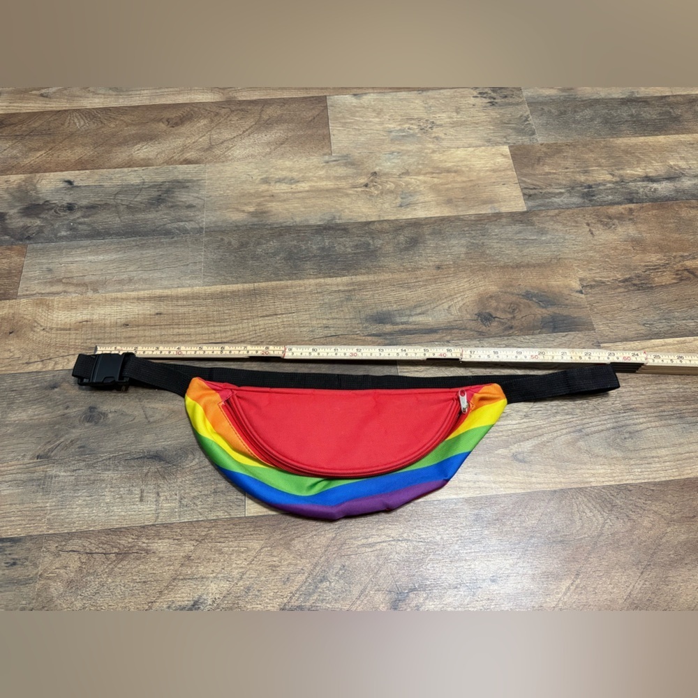 Rainbow Fanny Pack - Picture 5 of 8